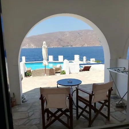 Sea House Penzion Ormos Aigialis